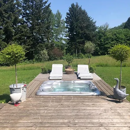 Roncavezzai Apartament *
