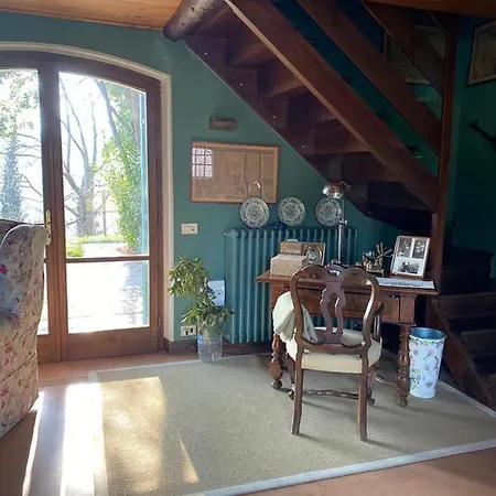 Apartament Roncavezzai *