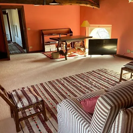 Roncavezzai Apartament