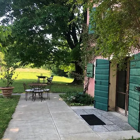 Apartament Roncavezzai *