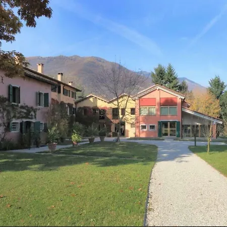 Roncavezzai Apartament