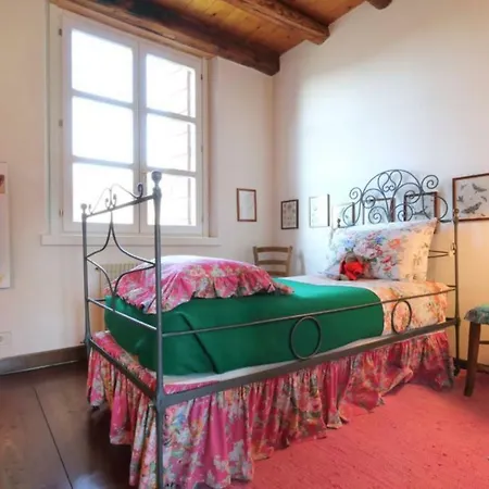 Roncavezzai Apartament *