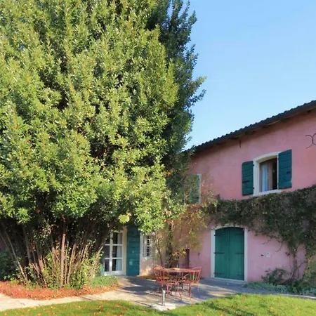 Roncavezzai Apartament *